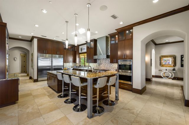 940 W Dove Road, Southlake, TX 76092