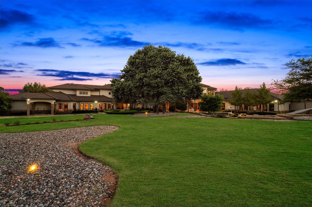 940 W Dove Road, Southlake, TX 76092