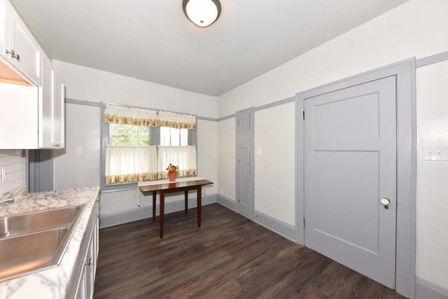 2805 N 44th STREET, Milwaukee, WI 53210