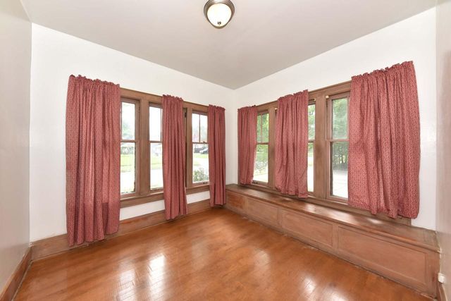 2805 N 44th STREET, Milwaukee, WI 53210
