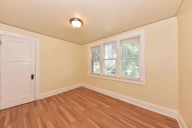 2805 N 44th STREET, Milwaukee, WI 53210