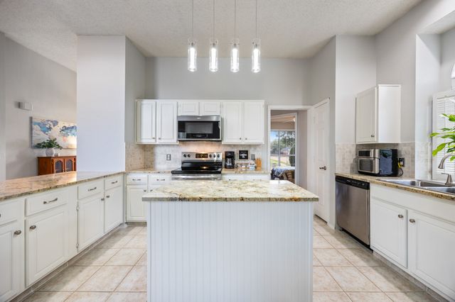 6117 Madison Avenue, Rowlett, TX 75089