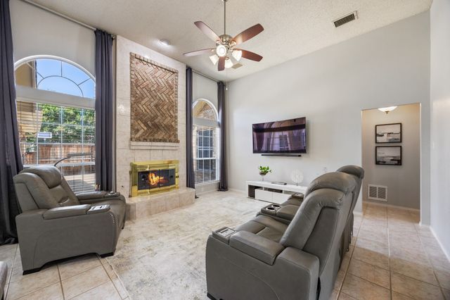 6117 Madison Avenue, Rowlett, TX 75089
