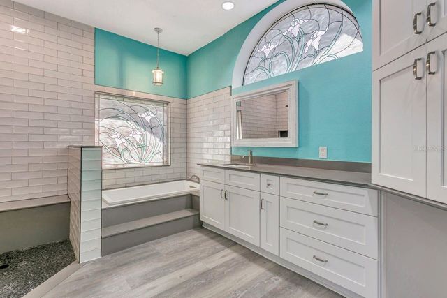 4506 COUNTRY GATE COURT, Valrico, FL 33596