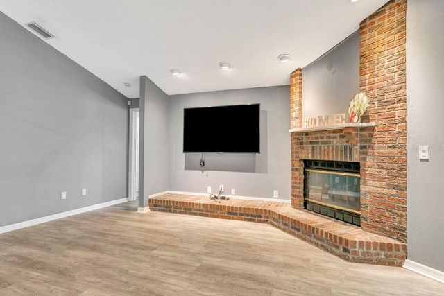 4506 COUNTRY GATE COURT, Valrico, FL 33596