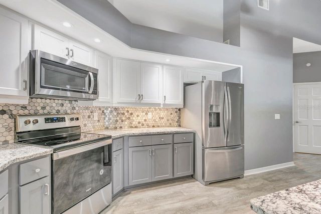 4506 COUNTRY GATE COURT, Valrico, FL 33596