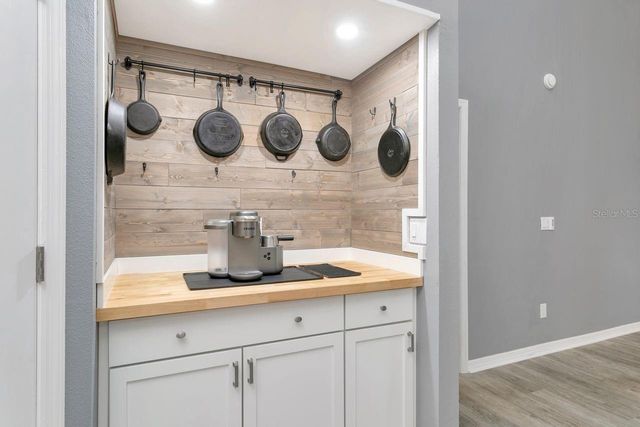 4506 COUNTRY GATE COURT, Valrico, FL 33596