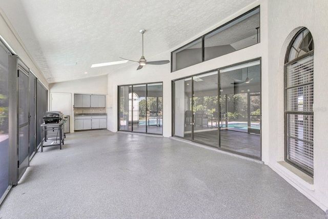 4506 COUNTRY GATE COURT, Valrico, FL 33596