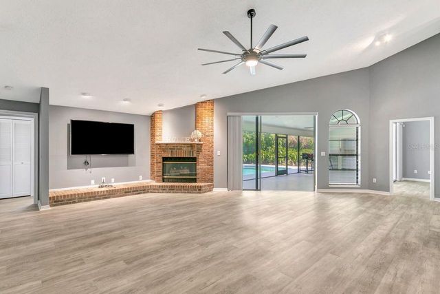 4506 COUNTRY GATE COURT, Valrico, FL 33596