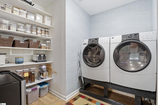 317 Winding Brook Court, Greenville, SC 29617