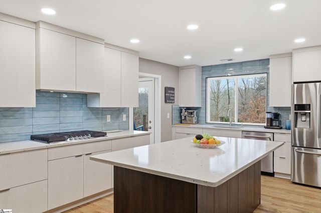 317 Winding Brook Court, Greenville, SC 29617