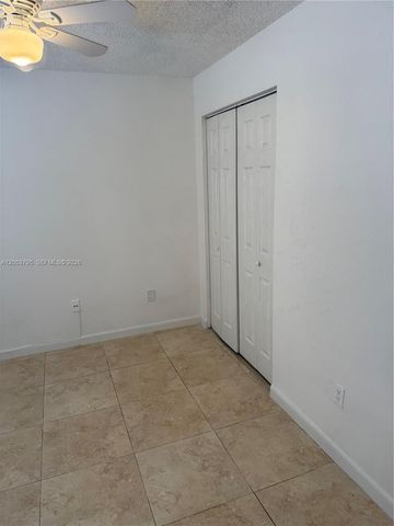 3600 N 56th Avenue 115, Hollywood, FL 33021