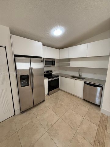3600 N 56th Avenue 115, Hollywood, FL 33021
