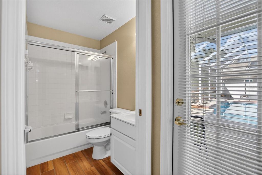 Image 14 of property listing at 3303 CUMMINGS PLACE, Plant City, FL 33566