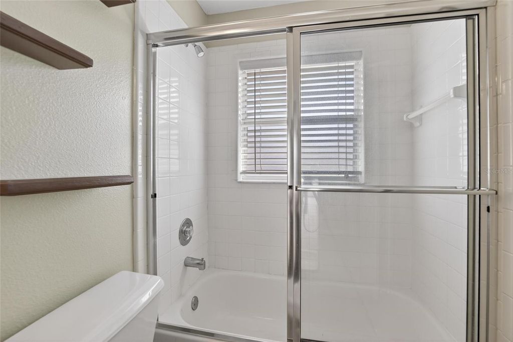 Image 18 of property listing at 3303 CUMMINGS PLACE, Plant City, FL 33566