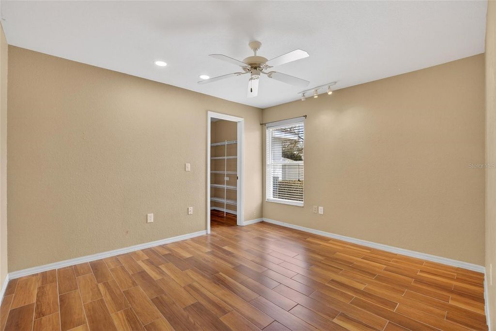 Image 23 of property listing at 3303 CUMMINGS PLACE, Plant City, FL 33566