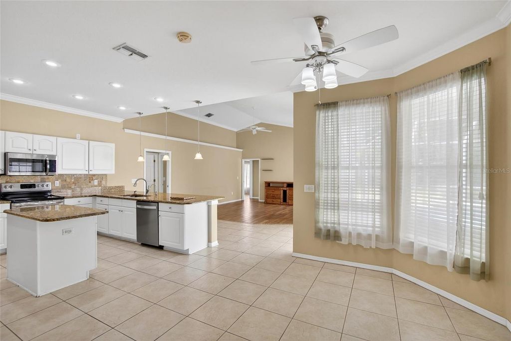 Image 65 of property listing at 3303 CUMMINGS PLACE, Plant City, FL 33566