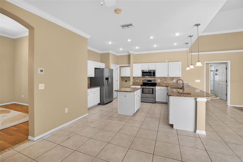 Image 66 of property listing at 3303 CUMMINGS PLACE, Plant City, FL 33566