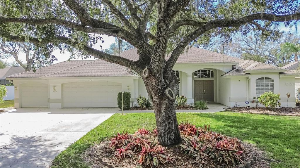 Image 91 of property listing at 3303 CUMMINGS PLACE, Plant City, FL 33566