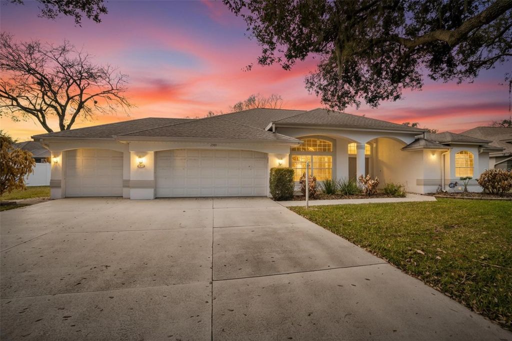 Image 99 of property listing at 3303 CUMMINGS PLACE, Plant City, FL 33566