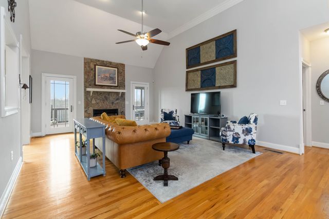 716 Autumn Court, Richmond, KY 40475