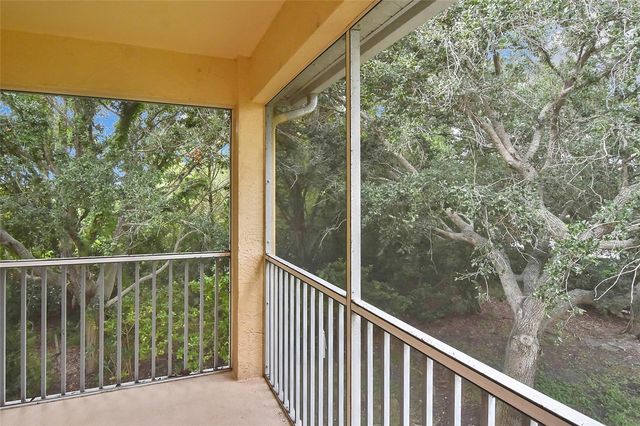 903 CASA DEL LAGO WAY 903, Venice, FL 34292