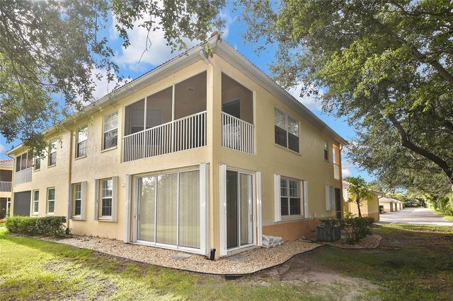 903 CASA DEL LAGO WAY 903, Venice, FL 34292