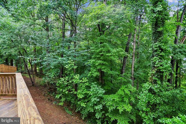 15427 SKYLINE DR, Dumfries, VA 22025