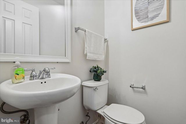 15427 SKYLINE DR, Dumfries, VA 22025