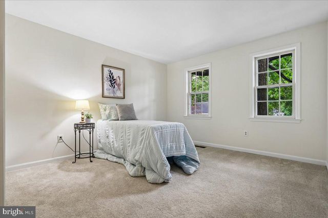 15427 SKYLINE DR, Dumfries, VA 22025