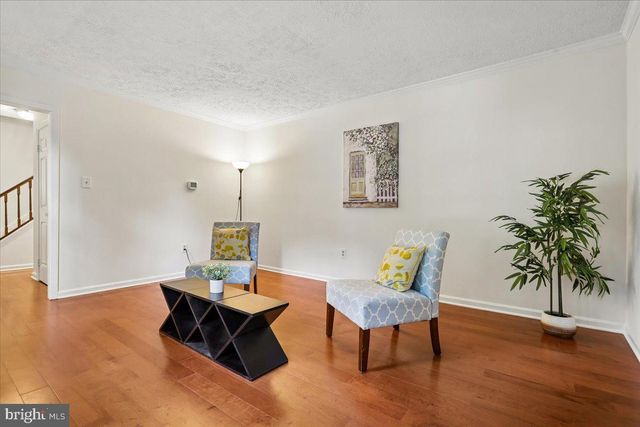 15427 SKYLINE DR, Dumfries, VA 22025
