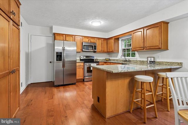 15427 SKYLINE DR, Dumfries, VA 22025