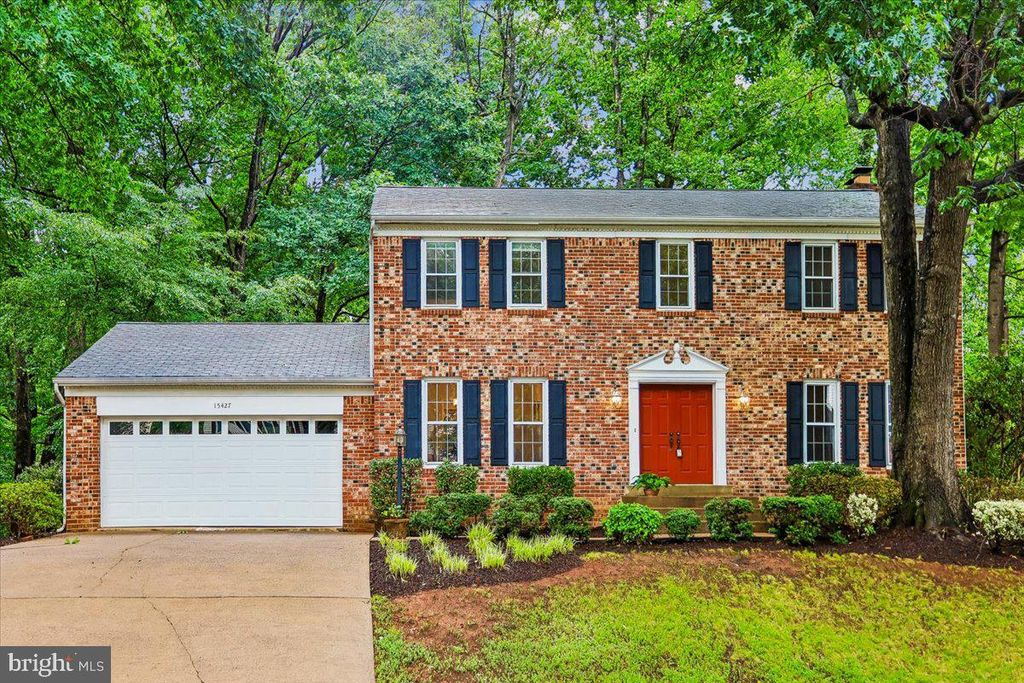 15427 SKYLINE DR, Dumfries, VA 22025