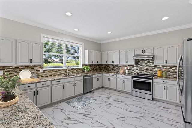 10408 CHORLTON CIRCLE, Orlando, FL 32832