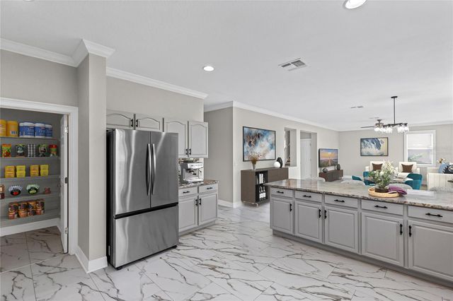 10408 CHORLTON CIRCLE, Orlando, FL 32832