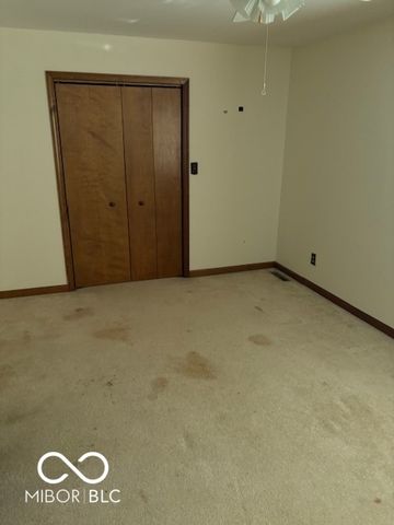 10840 E Heywood Drive, Seymour, IN 47274