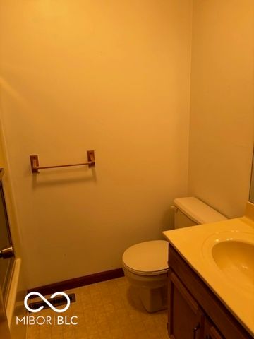 10840 E Heywood Drive, Seymour, IN 47274