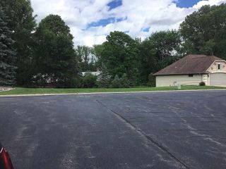 1330 NORTH LAKE COURT, Appleton, WI 54913