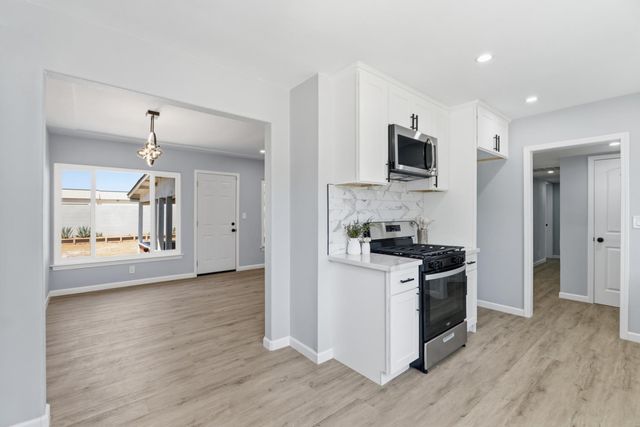 3631 N Effie Street, Fresno, CA 93726