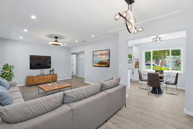 3631 N Effie Street, Fresno, CA 93726