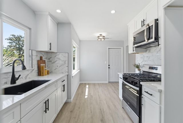 3631 N Effie Street, Fresno, CA 93726