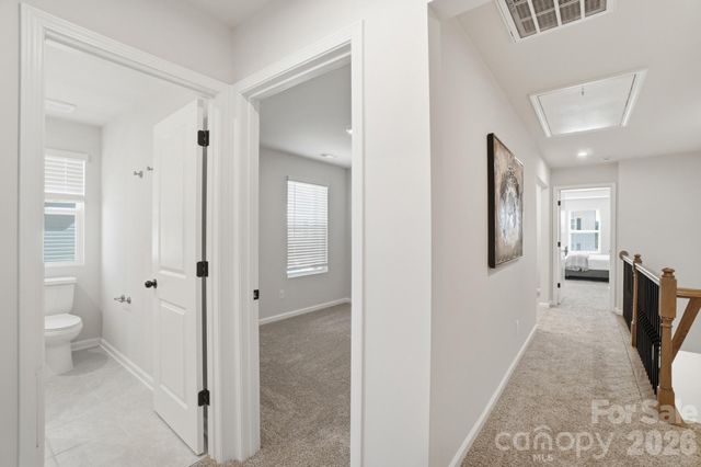 5216 Wyes Oak Lane, Charlotte, NC 28269