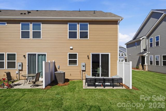 5216 Wyes Oak Lane, Charlotte, NC 28269
