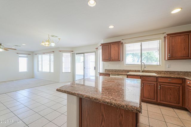 1574 E ELAINE Drive, Casa Grande, AZ 85122