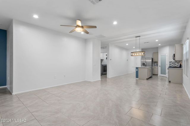3565 N Kellen Canyon Court, Tucson, AZ 85745