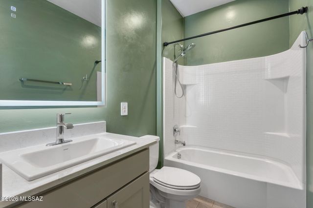 3565 N Kellen Canyon Court, Tucson, AZ 85745