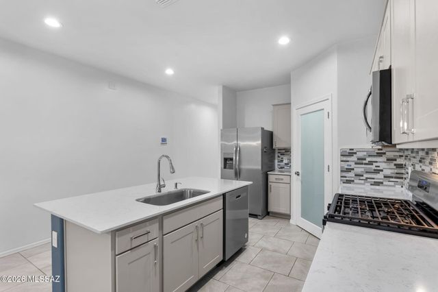 3565 N Kellen Canyon Court, Tucson, AZ 85745