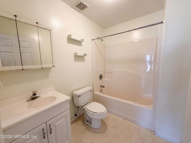 27224 W THIRTEENTH Avenue, Hilliard, FL 32046