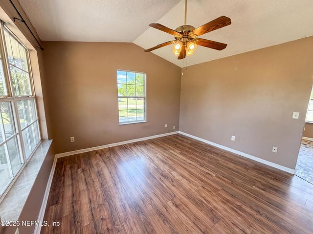 27224 W THIRTEENTH Avenue, Hilliard, FL 32046
