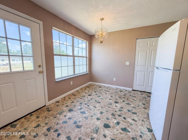27224 W THIRTEENTH Avenue, Hilliard, FL 32046